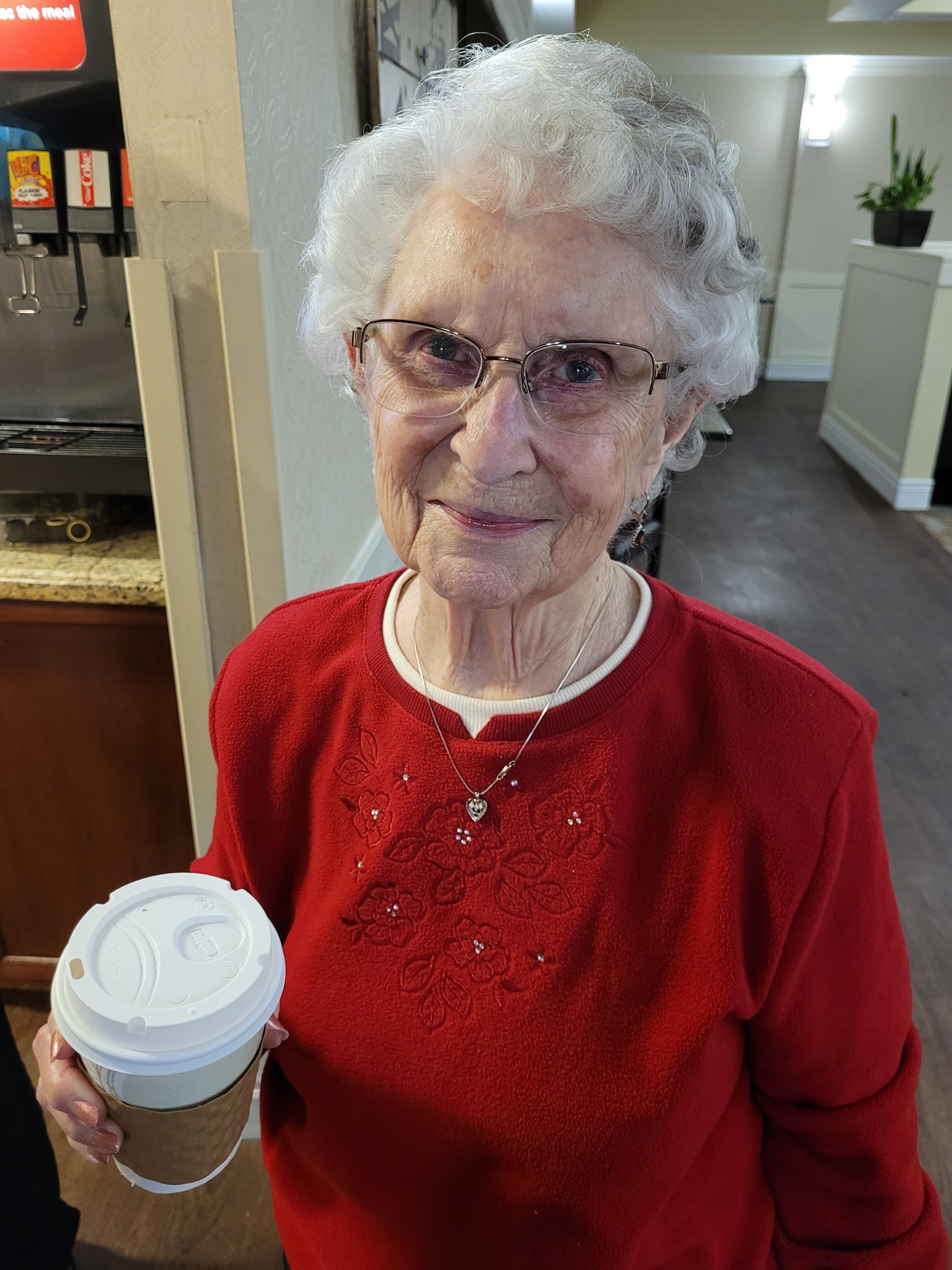 Resident at Pinnacle Groves Senior Living in Rogers, AR