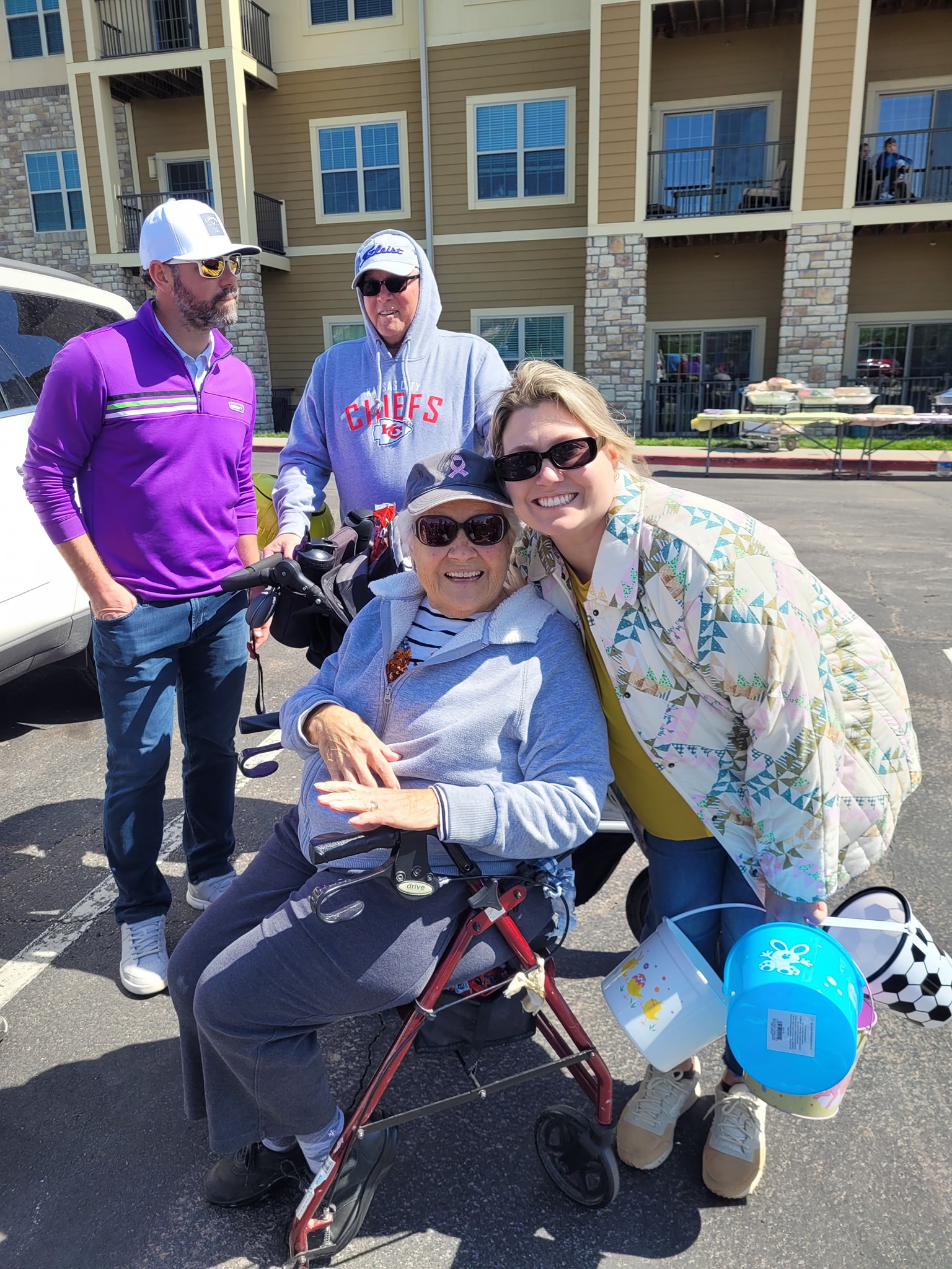 Residents and family at Pinnacle Groves Senior Living in Rogers, AR